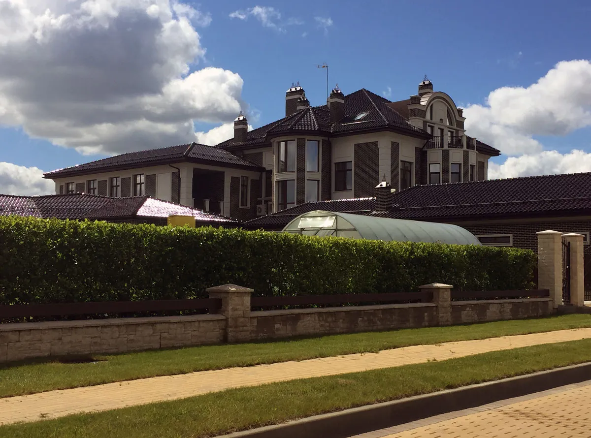 Частная резиденция, "Миллениум"