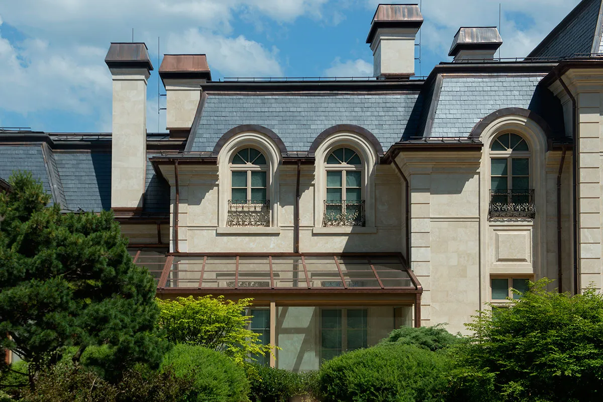 Частная резиденция, "Бенилюкс"