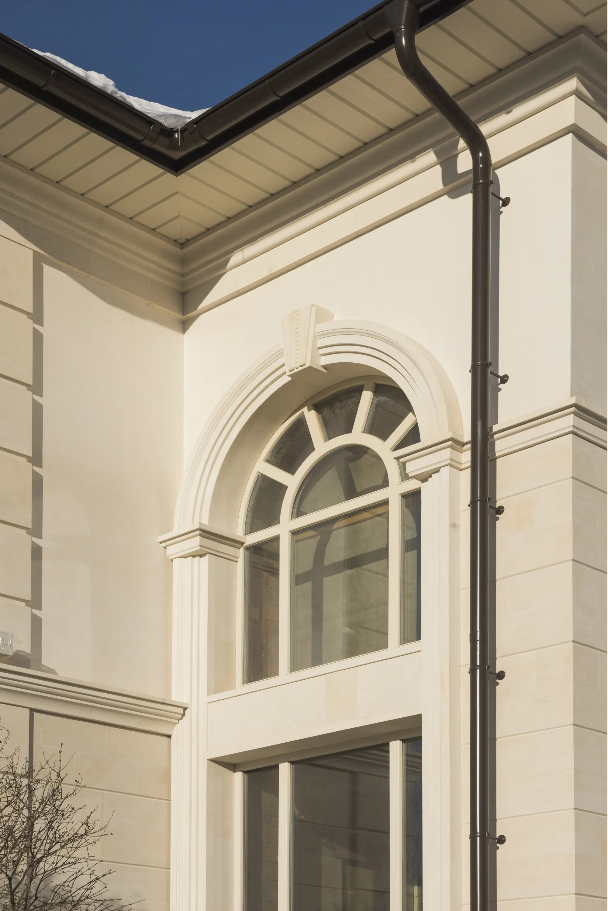 Частная резиденция, "Бенилюкс 2"