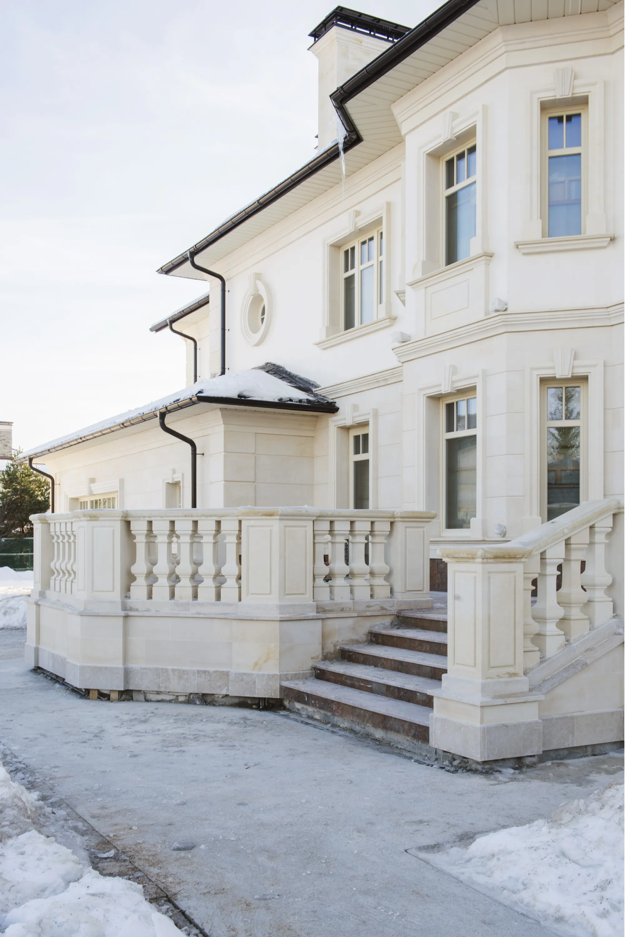 Частная резиденция, "Бенилюкс 2"