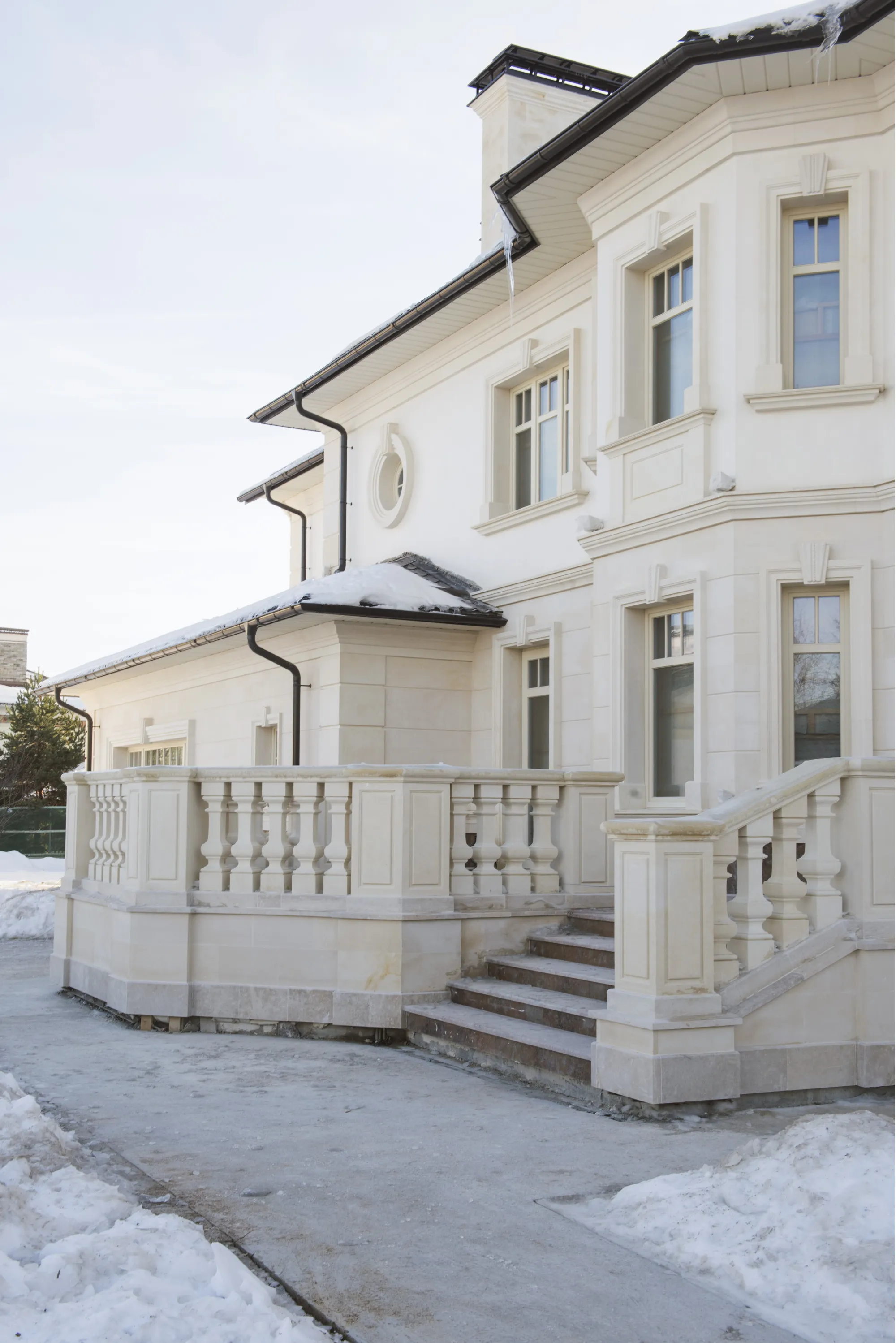 Частная резиденция, "Бенилюкс 2"