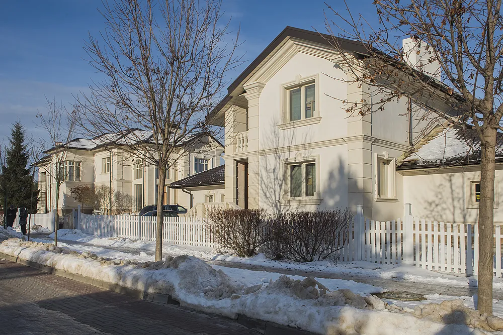 Частная резиденция, "Бенилюкс 2"