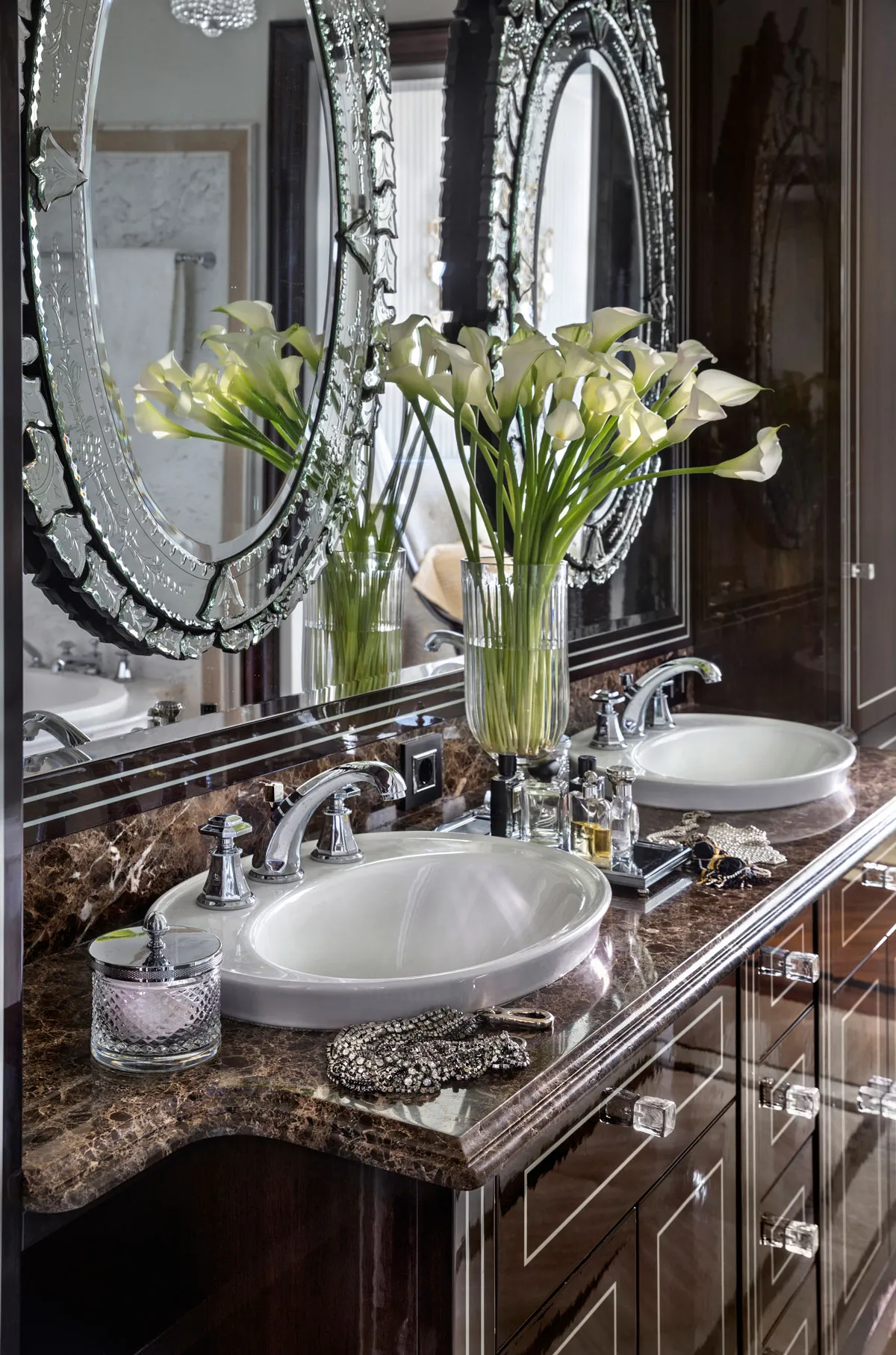 Частные апартаменты, "Нежин"