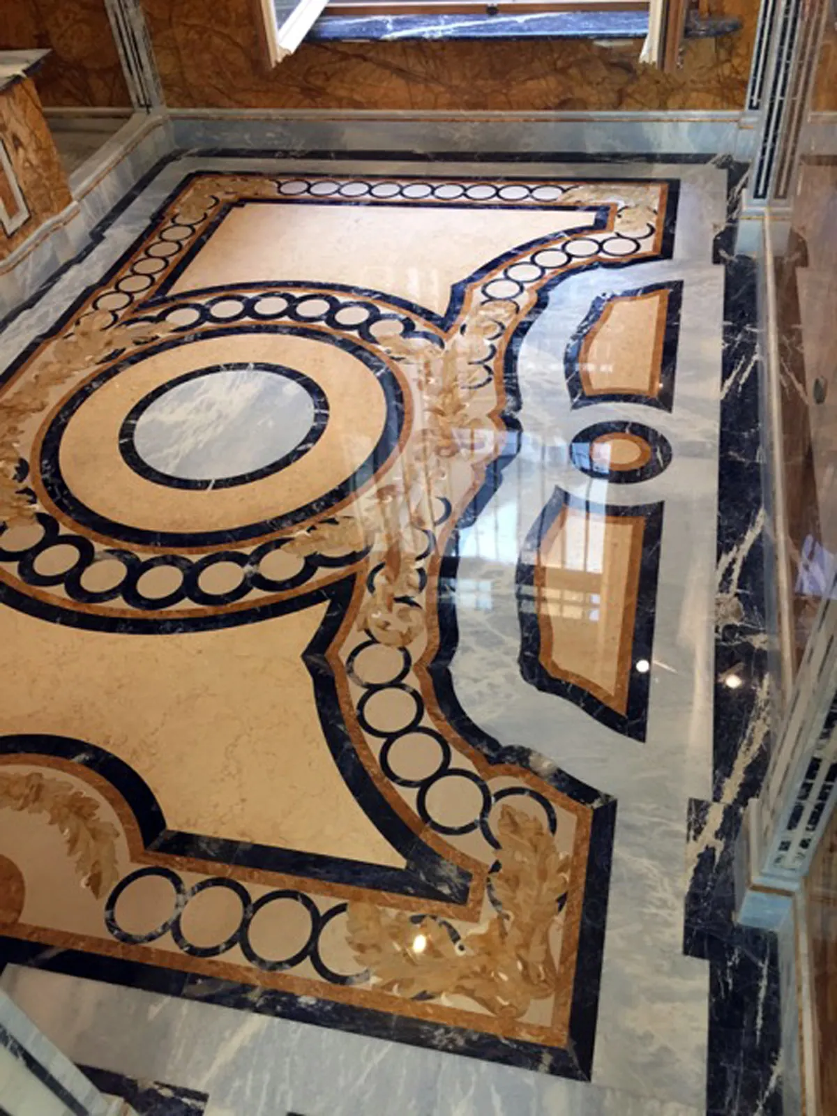 Частные апартаменты, "Париж"