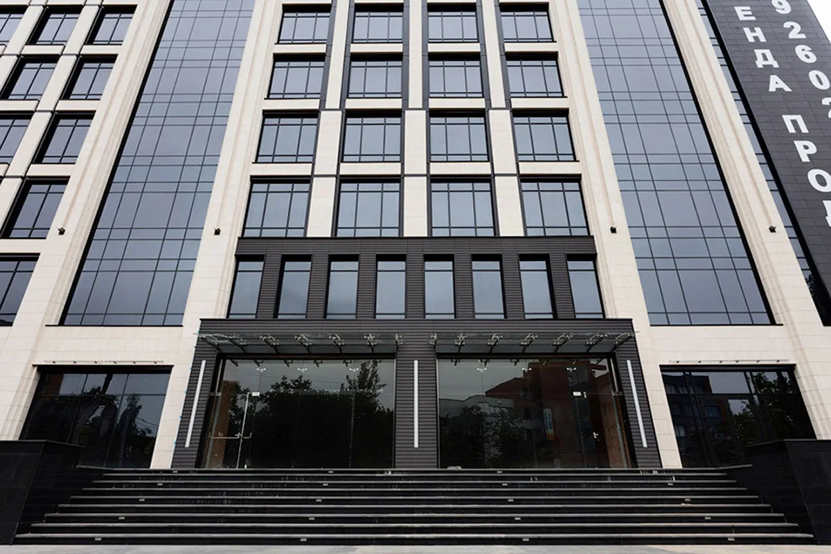 Офисный центр, "WestEast"