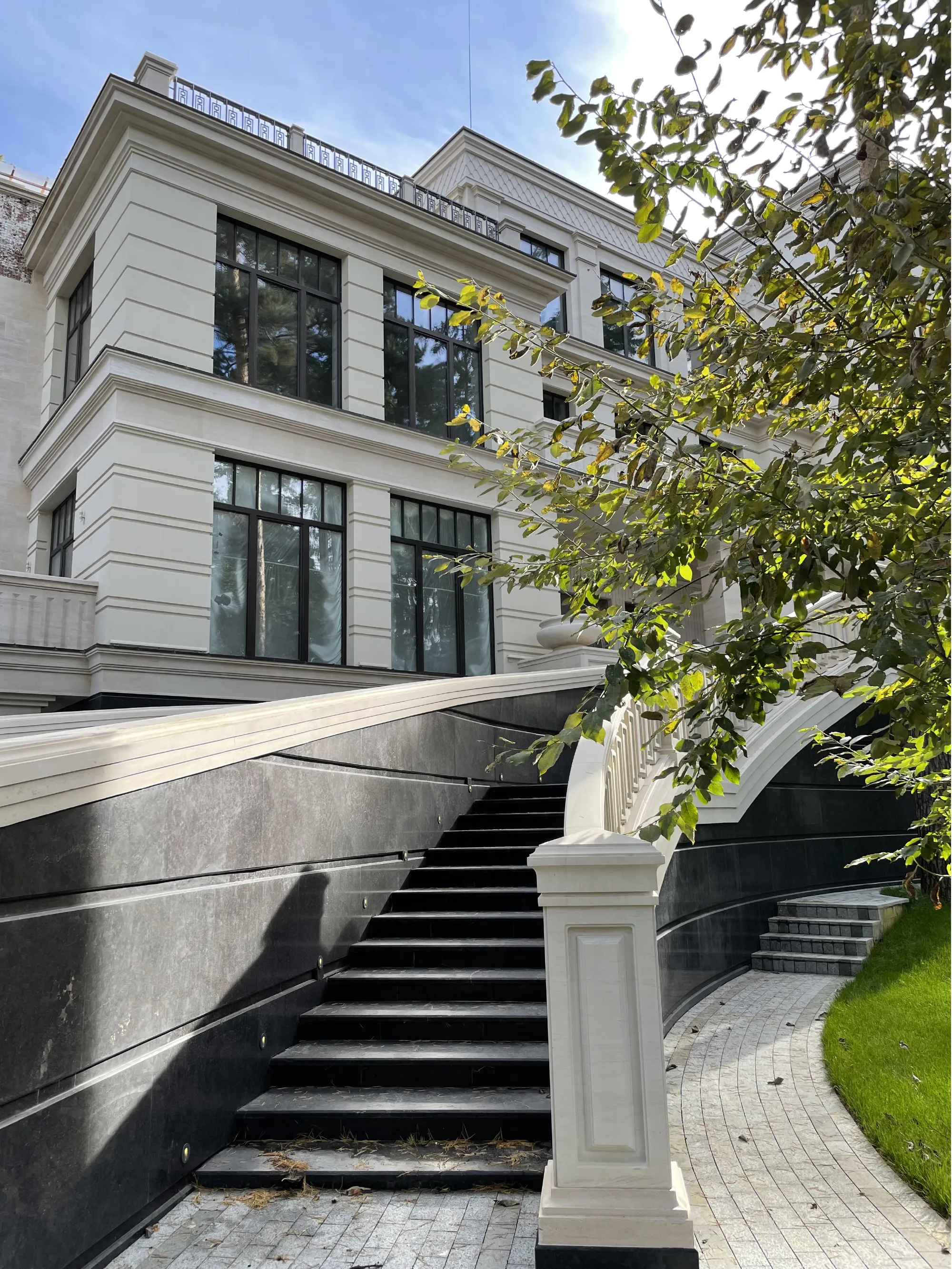 Частная резиденция, "Жуковка"