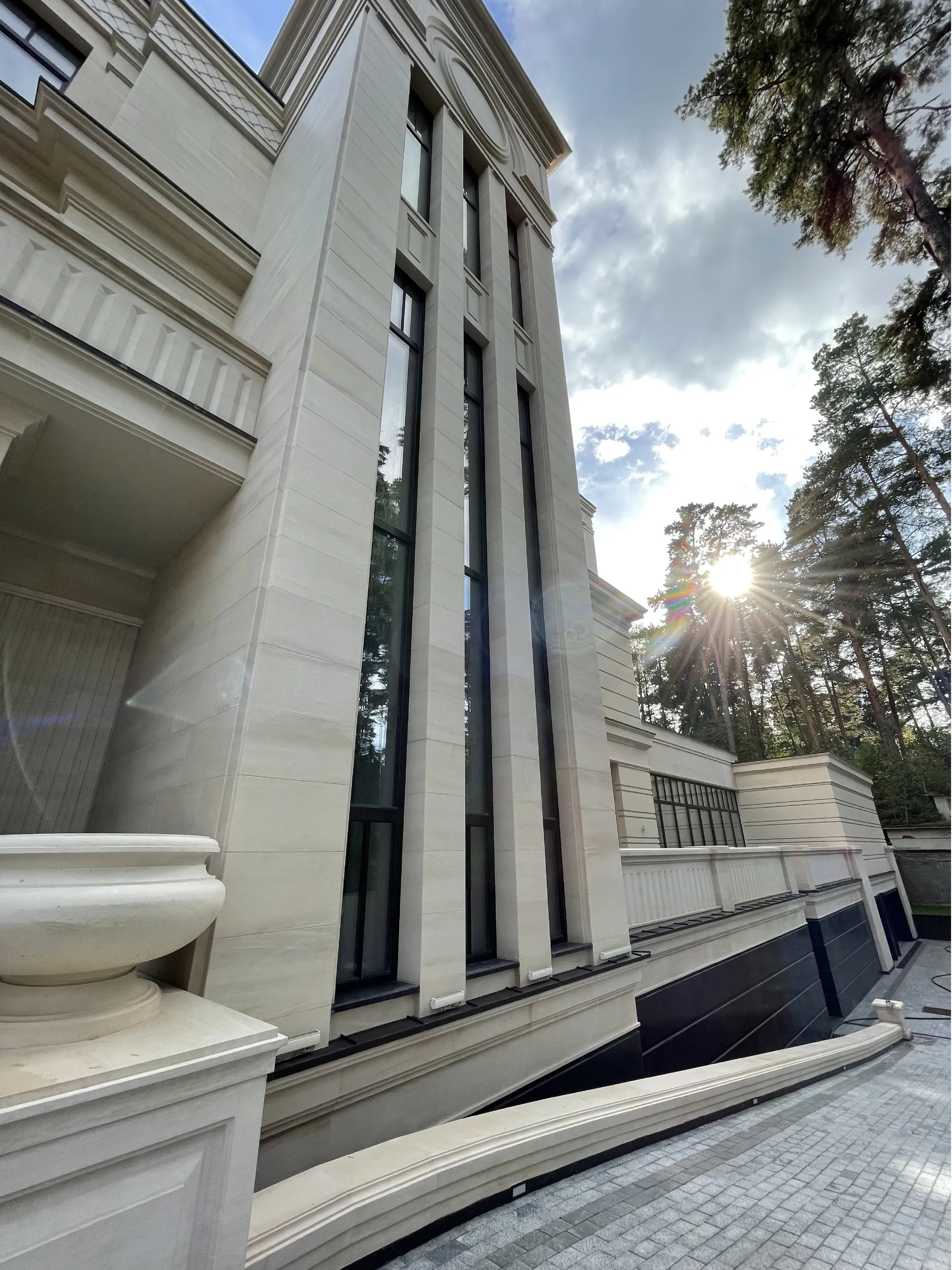 Частная резиденция, "Жуковка"