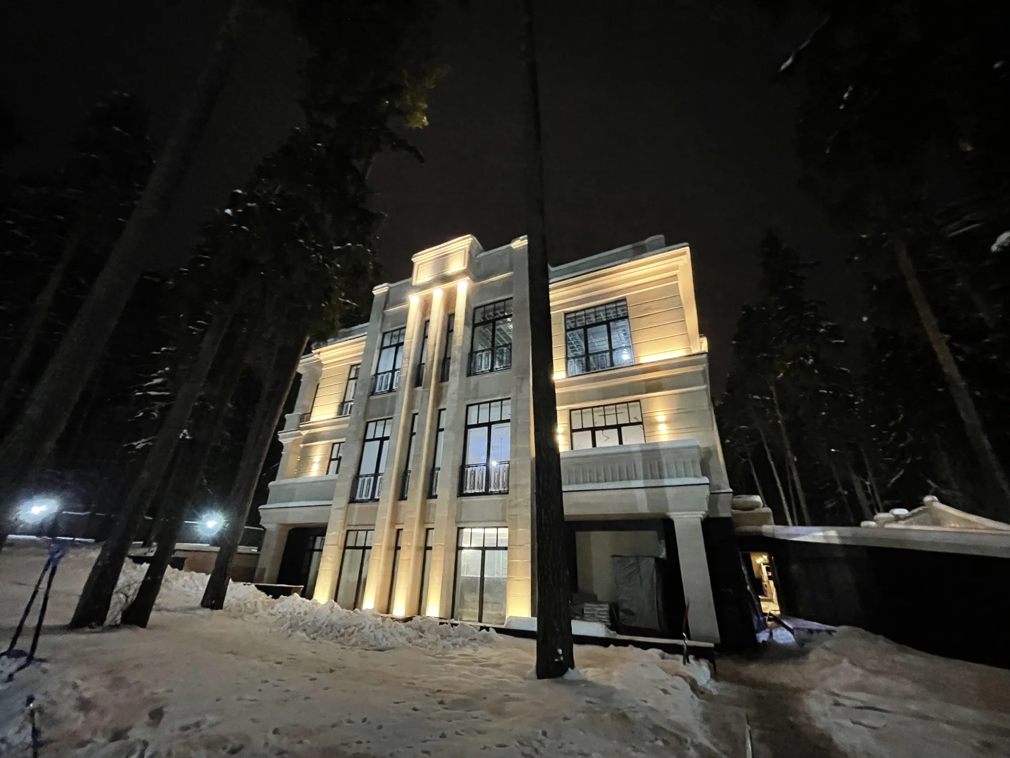 Частная резиденция, "Жуковка"