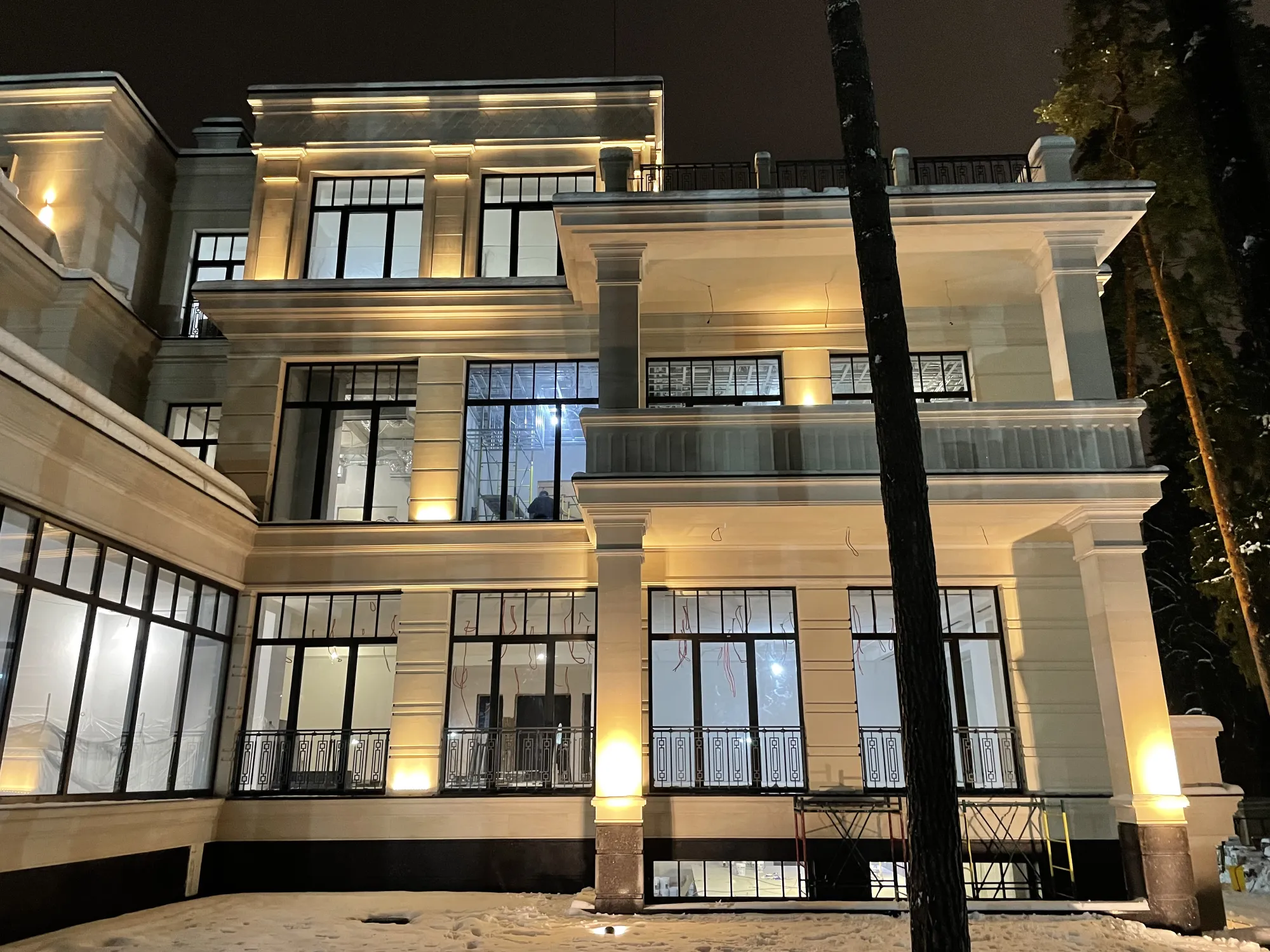 Частная резиденция, "Жуковка"