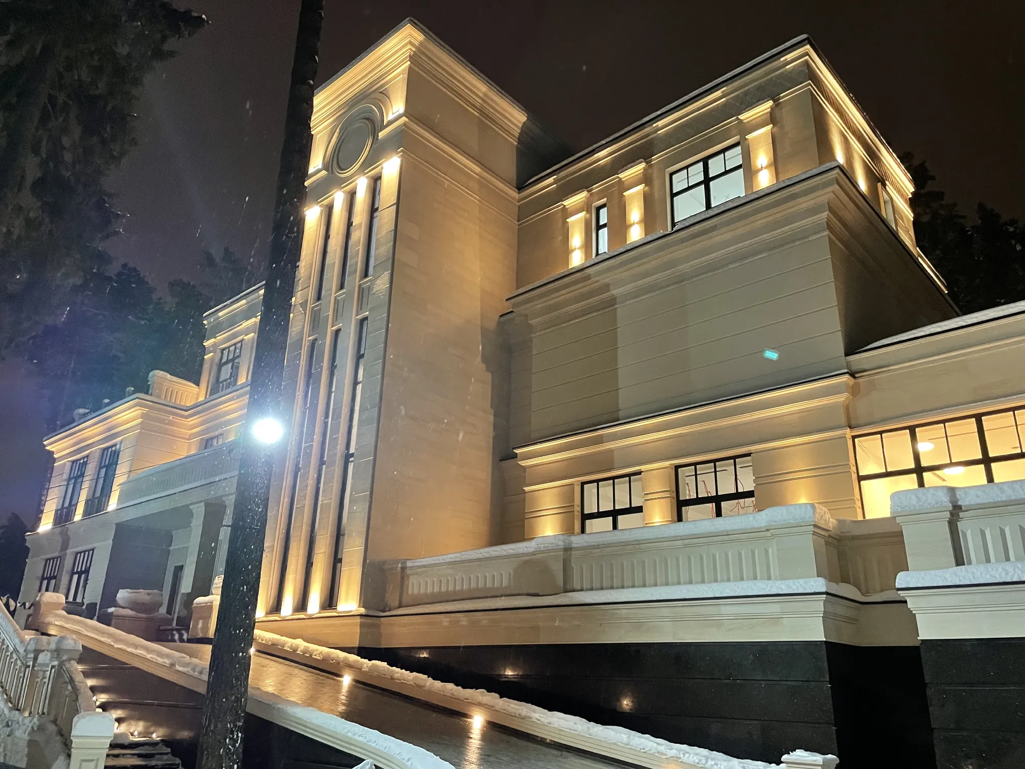 Частная резиденция, "Жуковка"