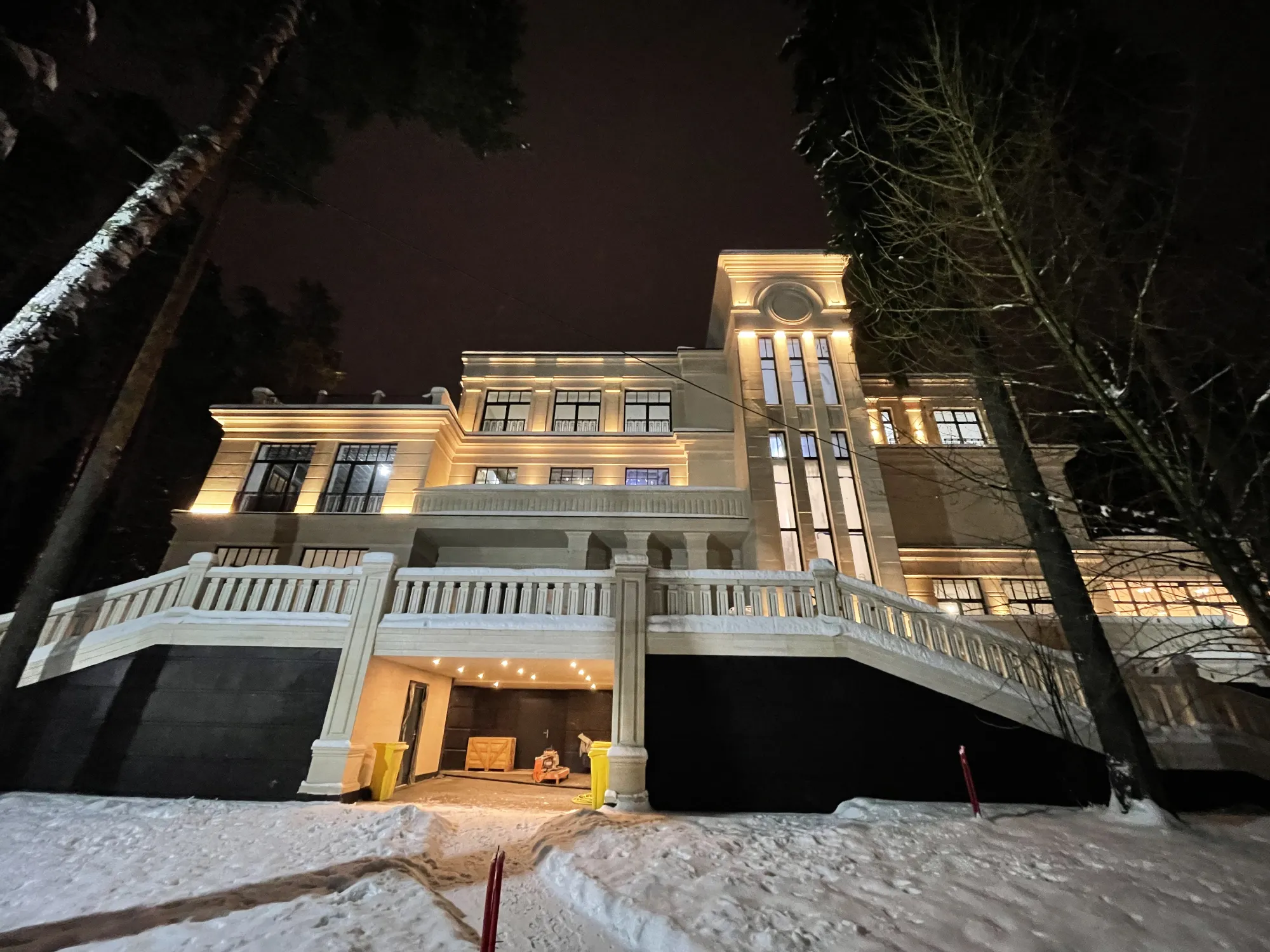 Частная резиденция, "Жуковка"